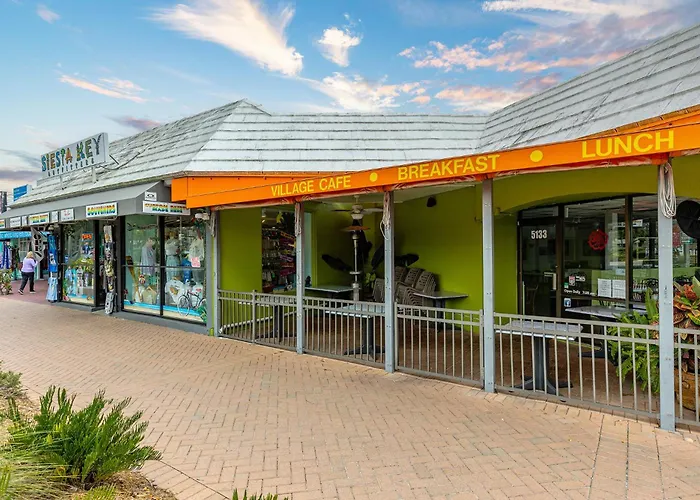Siesta Key Condo - Beach, Pool & Village Fun!
