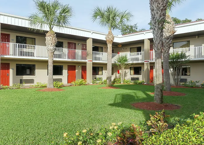 Hotel South Tampa & Suites